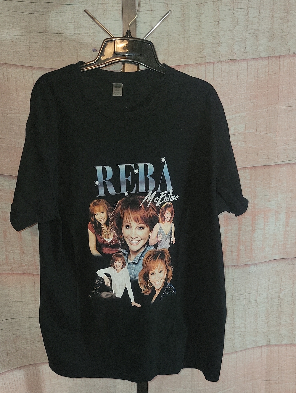Reba McEntire Graphic Design Tshirt